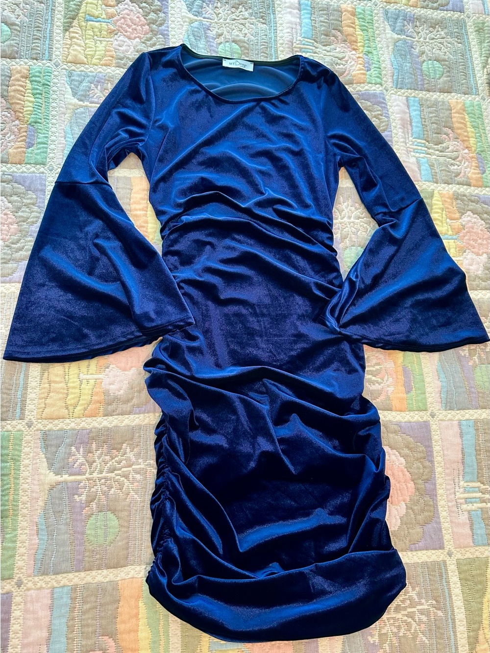 My Bump Velvet Bodycon Maternity Ruched Bell-Sleeve Dress in Navy Size Large
